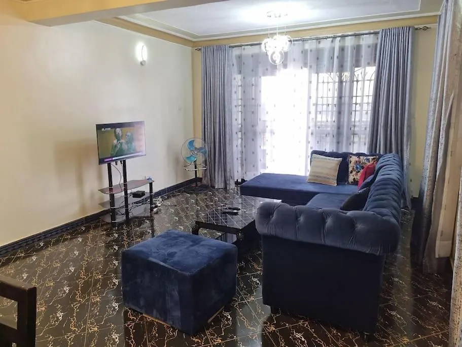קמפאלה Lovely 2 _ Bedroom Unit